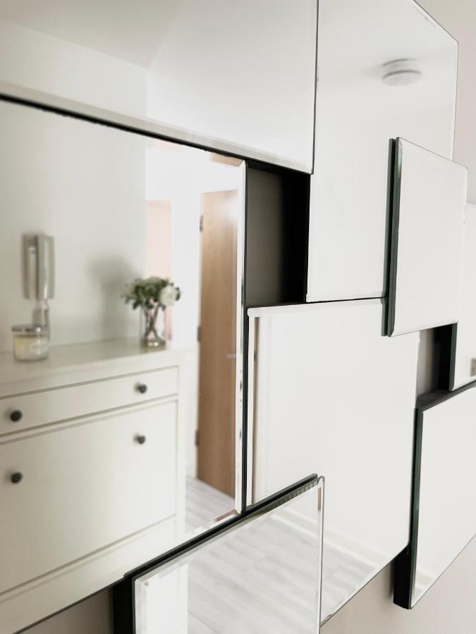 Lovely 2-Bedroom Condo With A Free Parking Birmingham Exterior photo